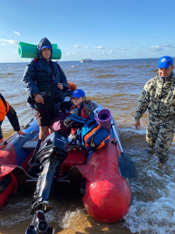 ⛵Экипаж плавучей школы «Корабелы Прионежья» побывал в городе воинской доблести Подпорожье Ленинградской области