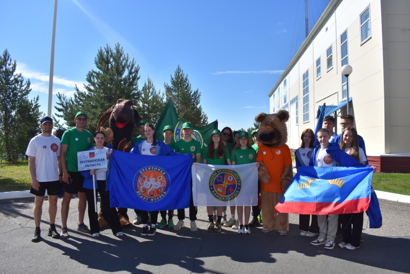 В ФГКУ "АСУНЦ "Вытегра" состоялось открытие ХXVI межрегиональных соревнований «Школа безопасности».