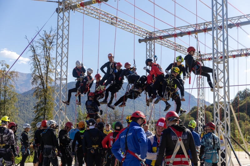Команда ФГКУ «АСУНЦ «Вытегра» участвует во Всероссийских соревнованиях МЧС России в Сочи