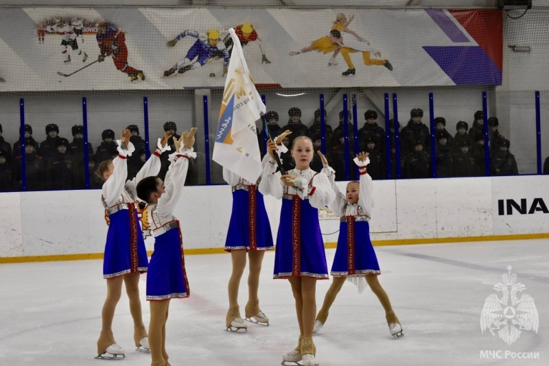 Стартовал традиционный хоккейный турнир, приуроченный ко Дню спасателя