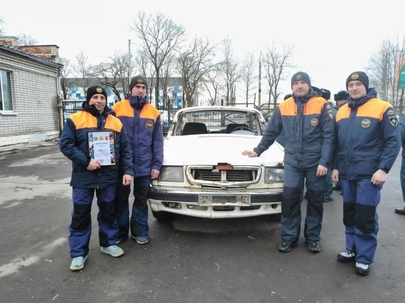 Лучшая команда МЧС России по проведению аварийно-спасательных работ при ликвидации чрезвычайных ситуаций на автомобильном транспорте в 2026 году