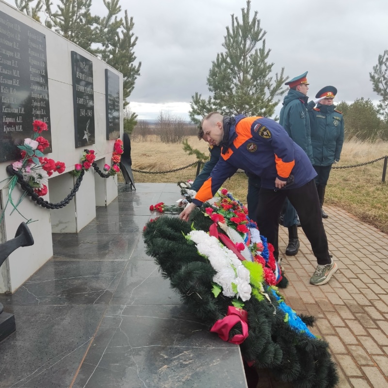 Память сильнее времени: участники соревнований почтили память героев в преддверии 81‑летия Победы