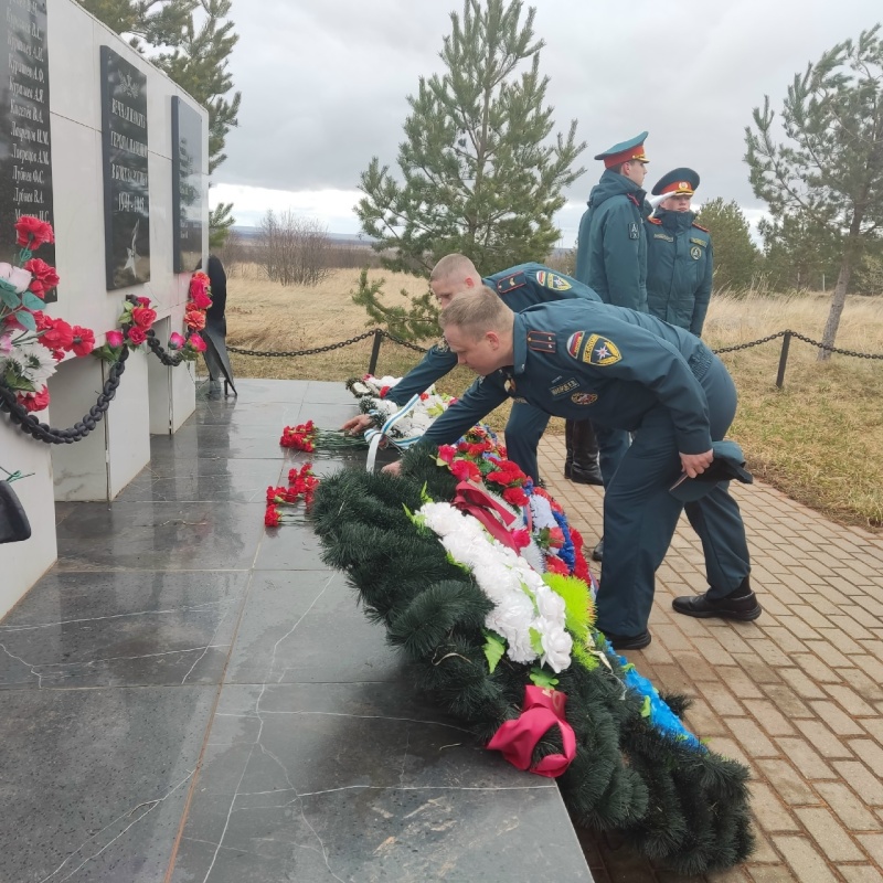 Память сильнее времени: участники соревнований почтили память героев в преддверии 81‑летия Победы